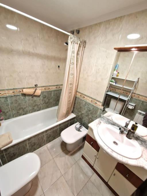 Apartamento Playa Con Terraza & Vistas Al Mar فوز المظهر الخارجي الصورة